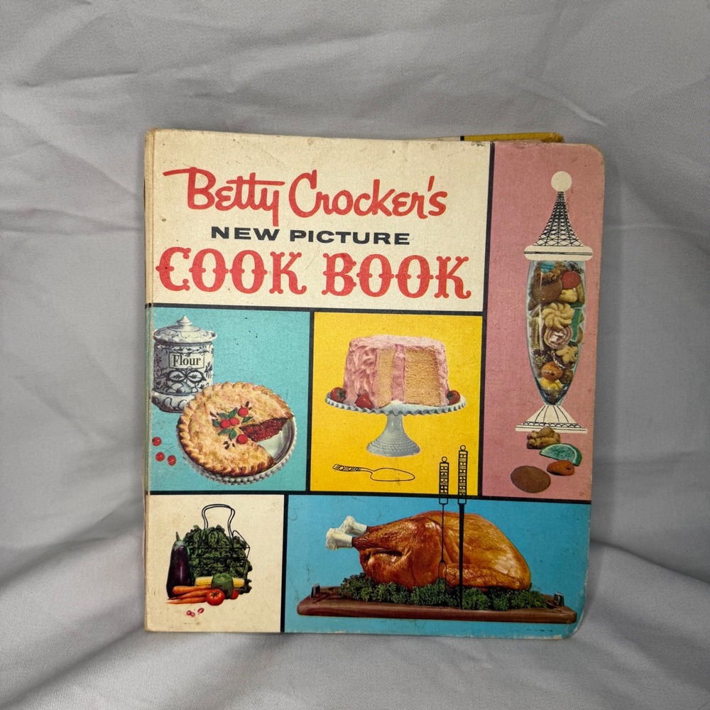 Vintage Betty Crocker's New Picture Cook Book 1961 First Edition 2nd Printing